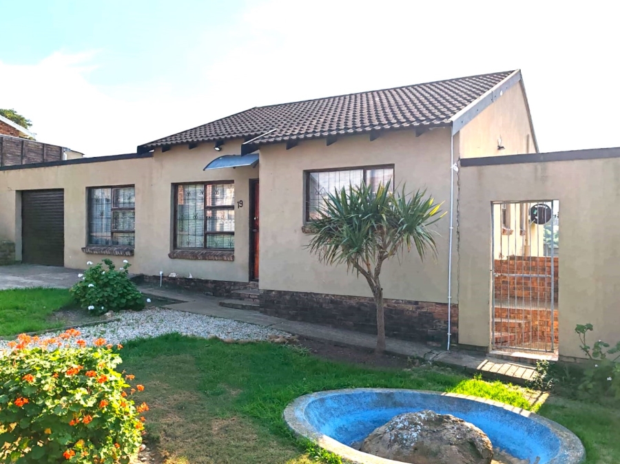 2 Bedroom Property for Sale in Scheepershoogte Eastern Cape